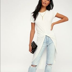 NWT lulu’s surprise party knotted high low tee
